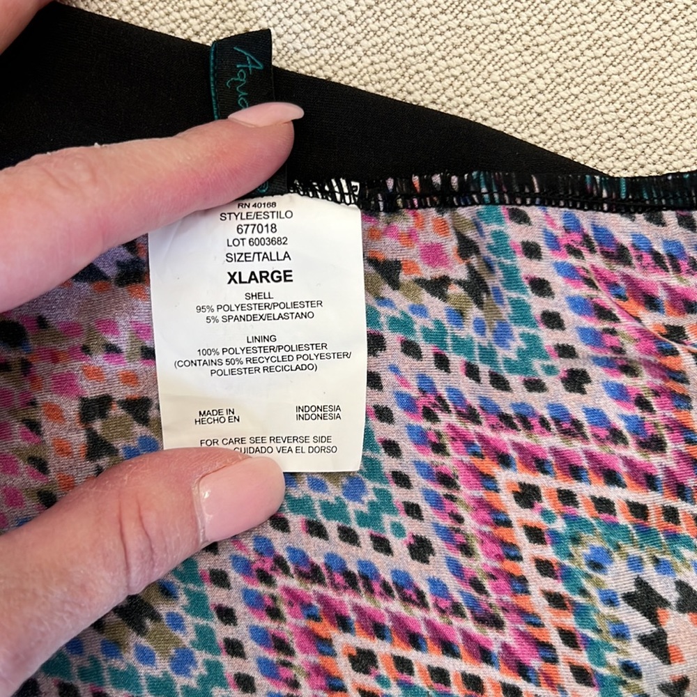 NWT Aqua Green Swimsuit top - Picture 6 of 7